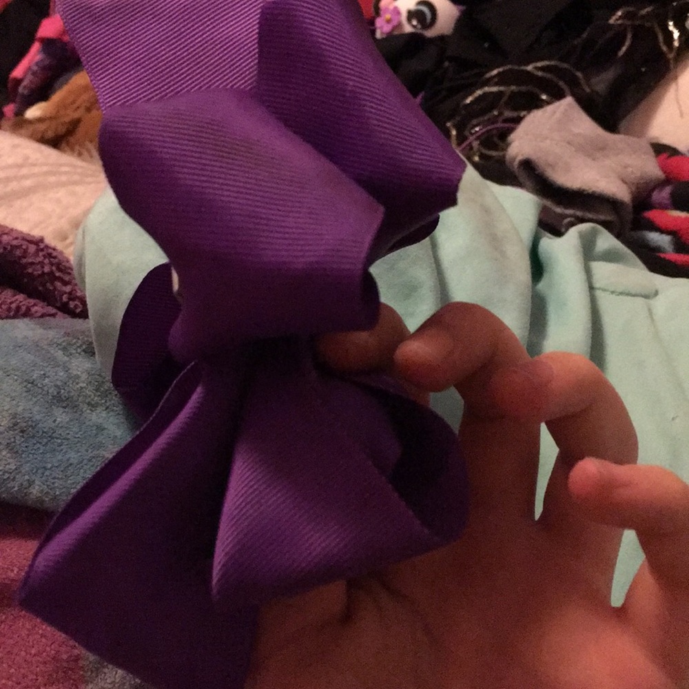Bow - Picture 4 of 4
